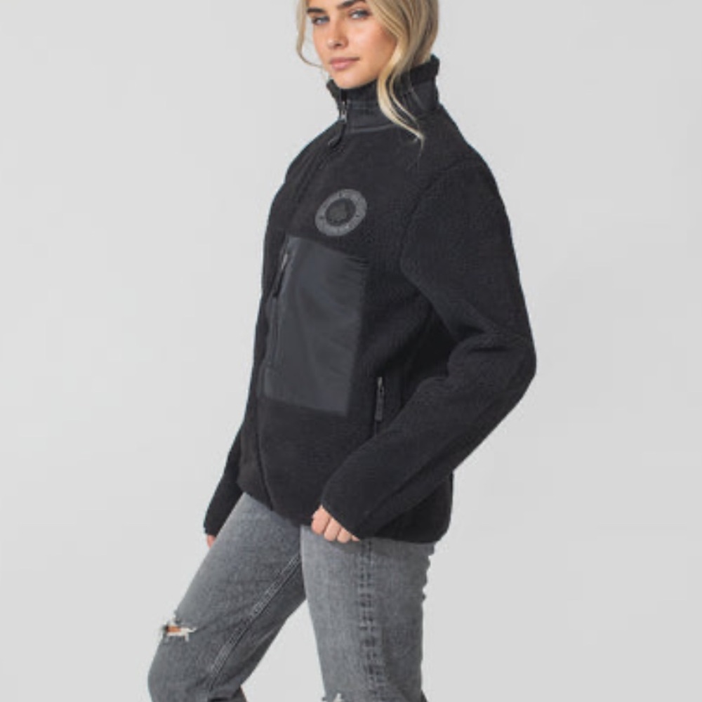 toboggan m divine sherpa jacket Black Mixed-Media Fleece Jacket